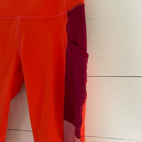 On-The-Go PowerHold Ultra HW 7/8 Legging with Pockets - Picture 6 of 11